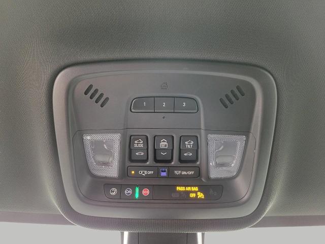 2023 Chevrolet Traverse Vehicle Photo in APPLETON, WI 54914-4656