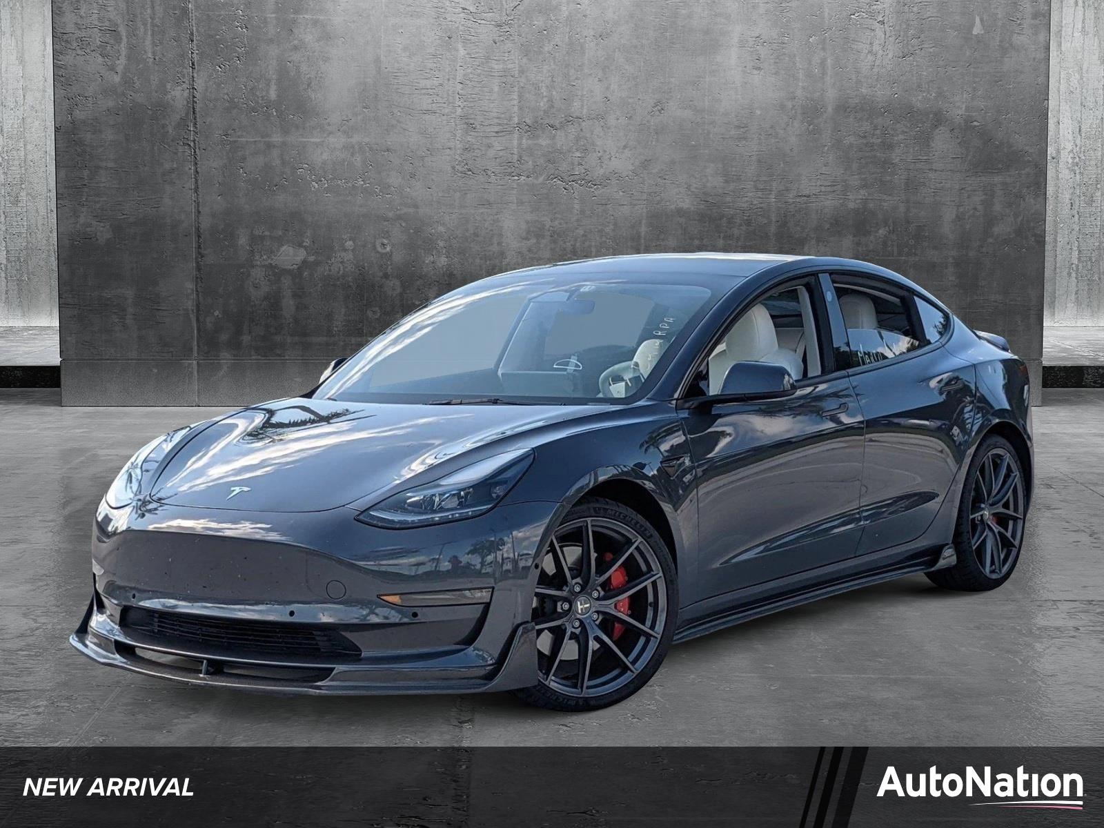 2023 Tesla Model 3 Vehicle Photo in Davie, FL 33331