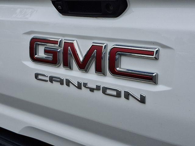2023 GMC Canyon Vehicle Photo in DANBURY, CT 06810-5034