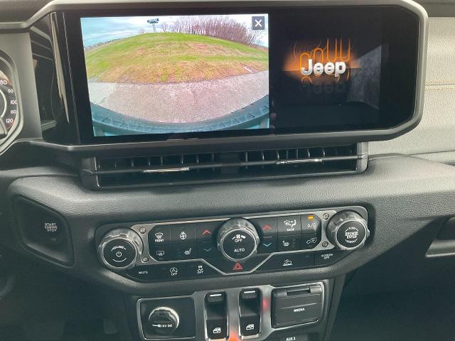 2025 Jeep Wrangler Vehicle Photo in Kaukauna, WI 54130