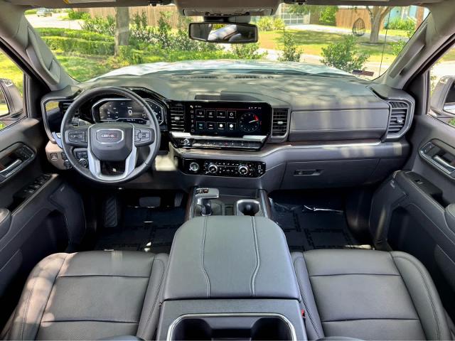 2023 GMC Sierra 1500 Vehicle Photo in DALLAS, TX 75209-3016