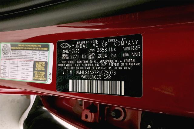 2023 Hyundai ELANTRA Vehicle Photo in Lees Summit, MO 64086