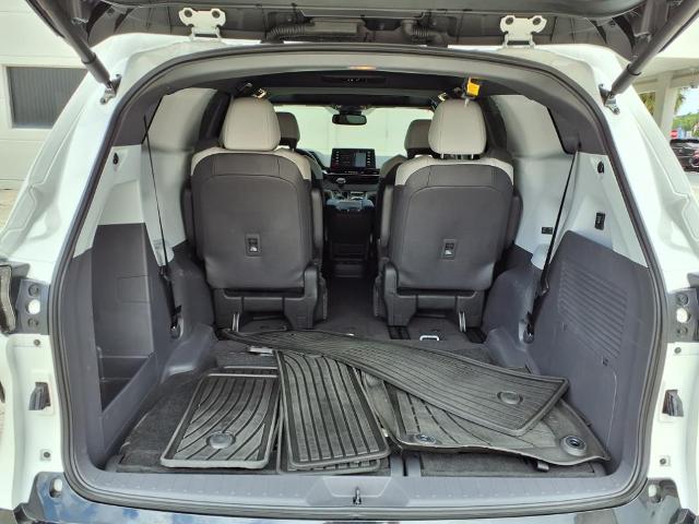 2024 Toyota Sienna Vehicle Photo in Tampa, FL 33612