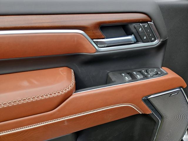 2025 GMC Sierra 2500 HD Vehicle Photo in TREVOSE, PA 19053-4984