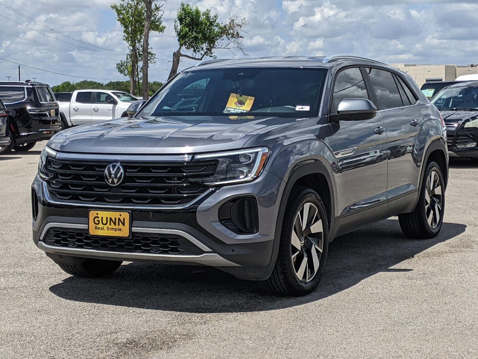 2024 Volkswagen Atlas Cross Sport Vehicle Photo in Seguin, TX 78155