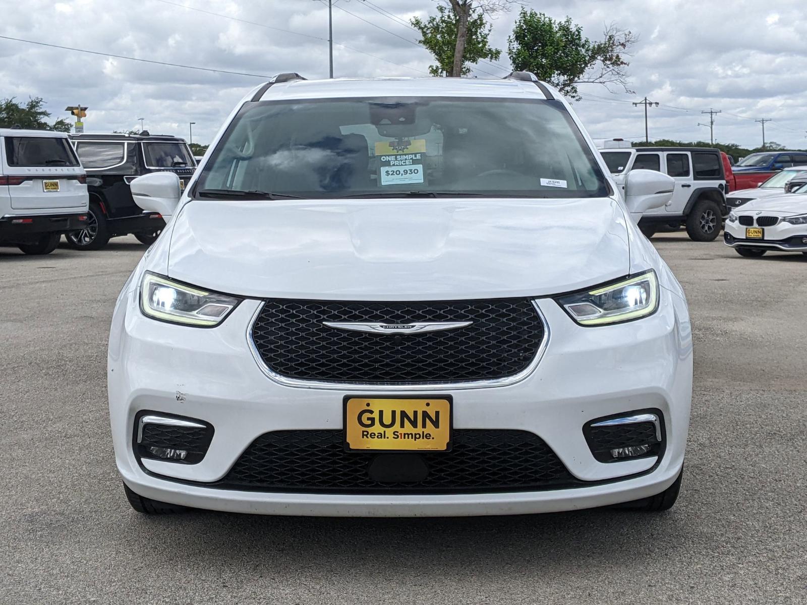 2021 Chrysler Pacifica Vehicle Photo in Seguin, TX 78155