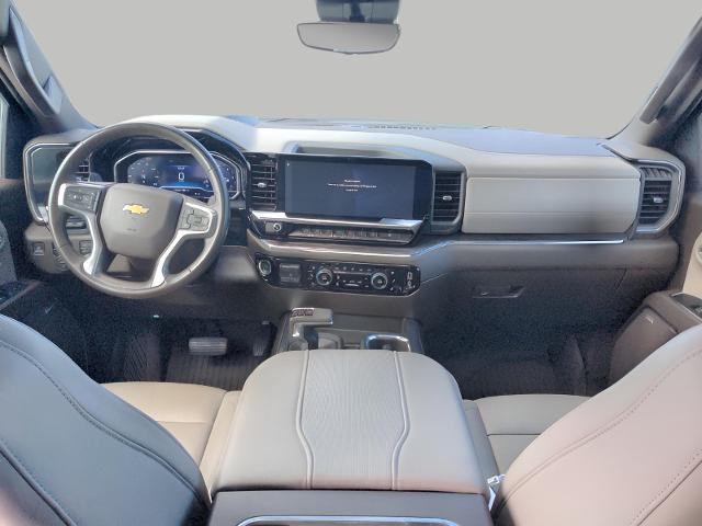 2024 Chevrolet Silverado 1500 Vehicle Photo in Green Bay, WI 54304
