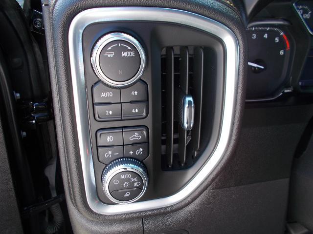 2021 GMC Sierra 1500 Vehicle Photo in LOWELL, MA 01852-4336