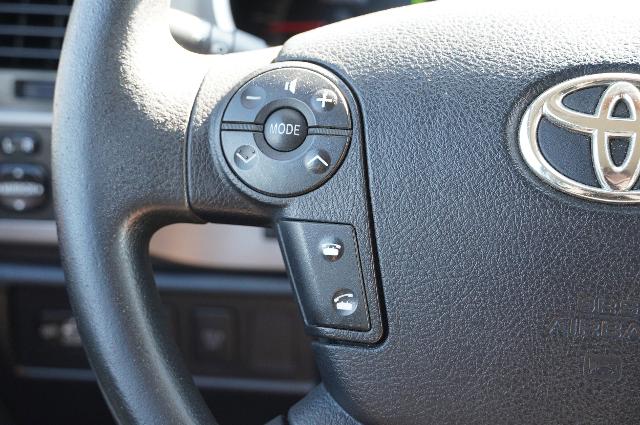 2012 Toyota Tundra 4WD Truck Vehicle Photo in Riverdale, UT 84405