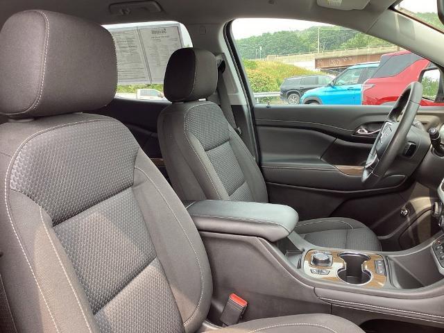 2023 GMC Acadia Vehicle Photo in GARDNER, MA 01440-3110
