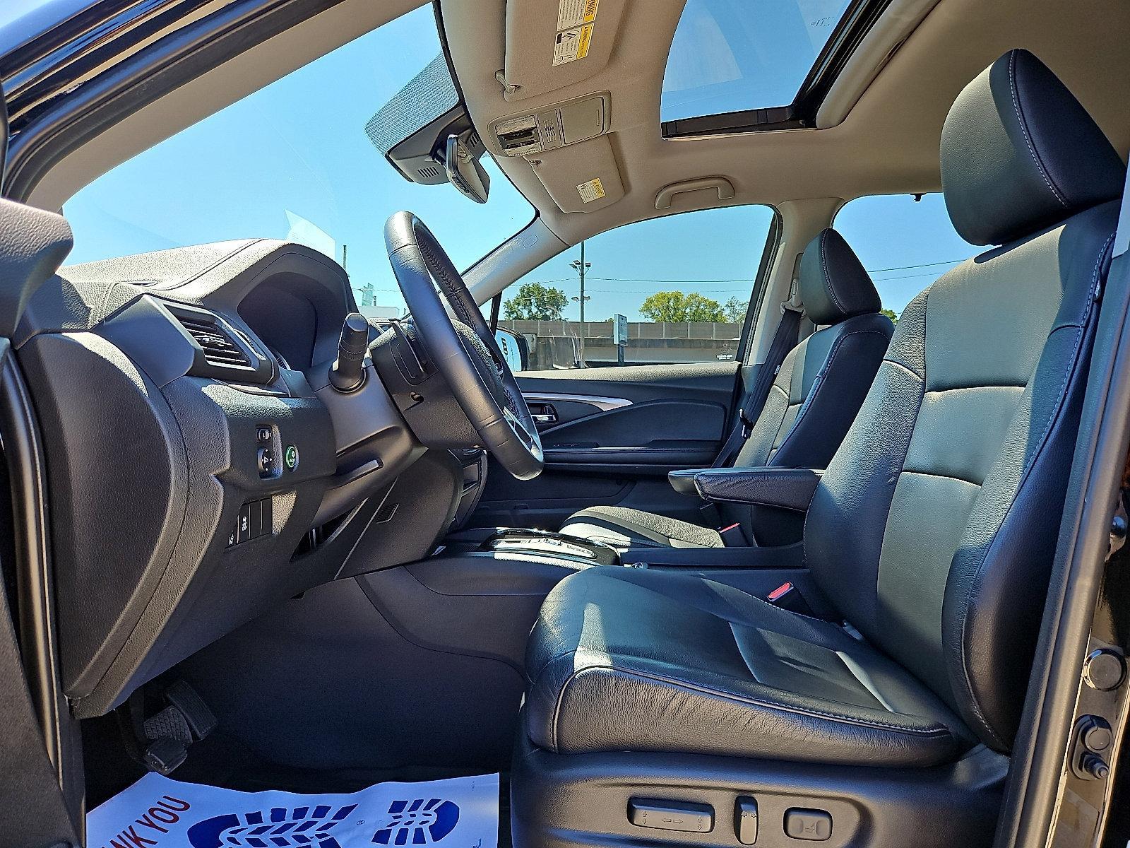 2022 Honda Pilot Vehicle Photo in Trevose, PA 19053