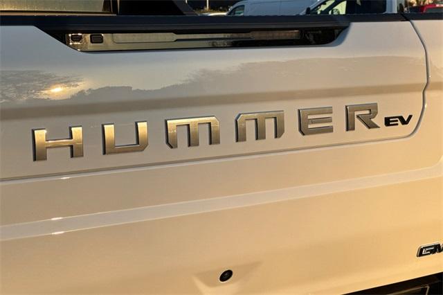 2025 GMC HUMMER EV Pickup Vehicle Photo in ELK GROVE, CA 95757-8703