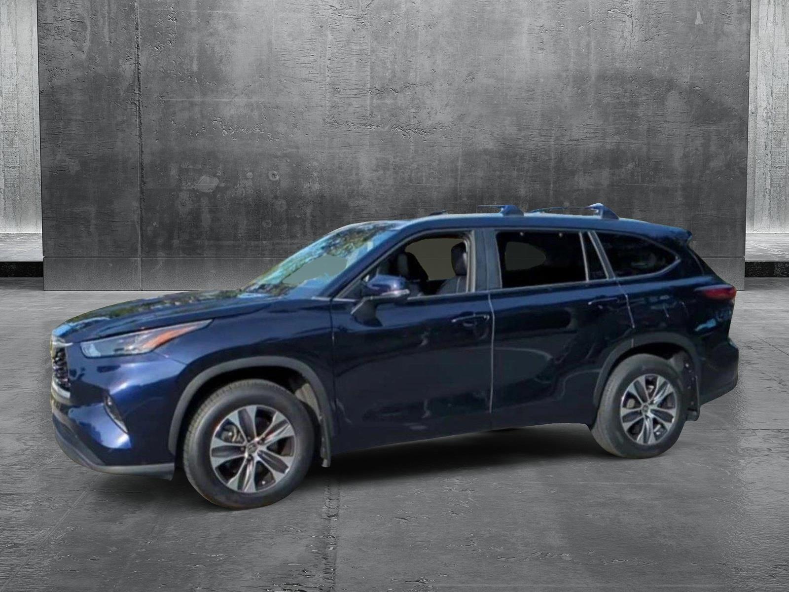 2023 Toyota Highlander Vehicle Photo in West Palm Beach, FL 33417