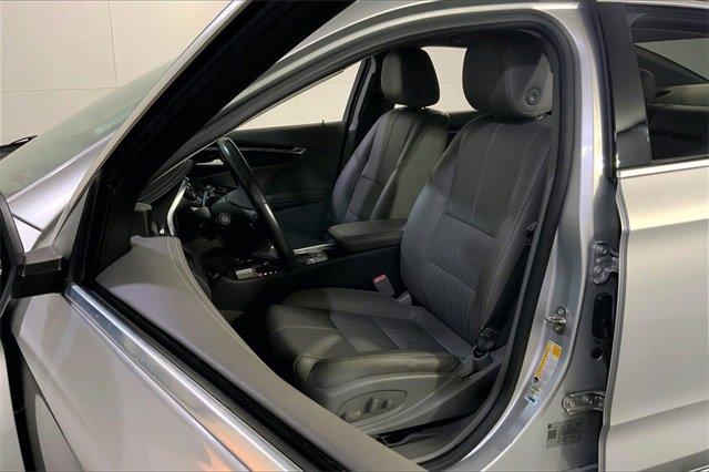 2019 Chevrolet Impala Vehicle Photo in INDEPENDENCE, MO 64055-1314