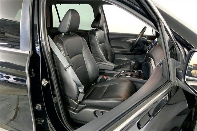 2020 Honda Pilot Vehicle Photo in KANSAS CITY, MO 64114-4502
