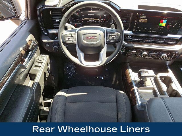 2024 GMC Sierra 1500 Vehicle Photo in DANBURY, CT 06810-5034
