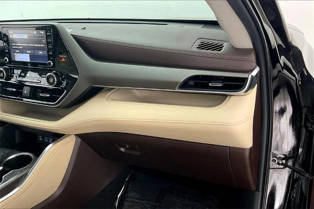 2022 Toyota Highlander Vehicle Photo in Grapevine, TX 76051