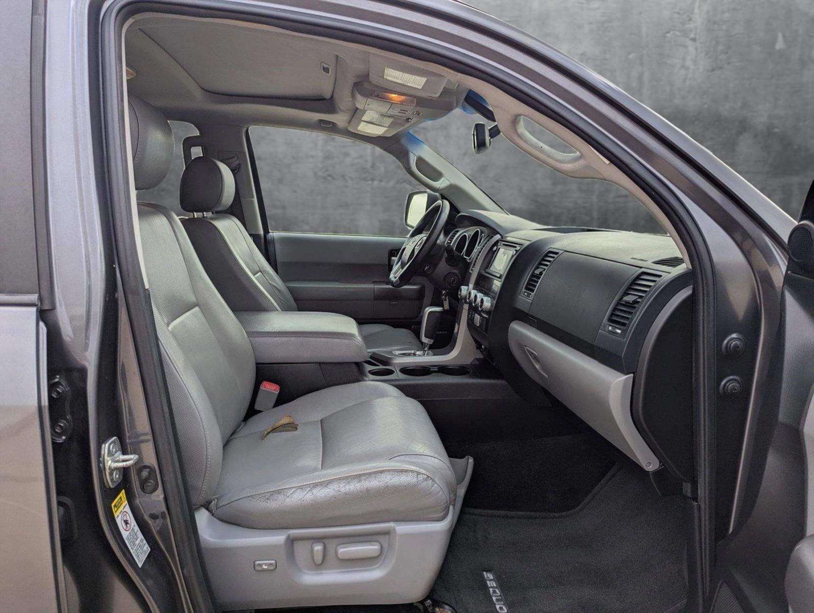2014 Toyota Sequoia Vehicle Photo in CORPUS CHRISTI, TX 78412-4902