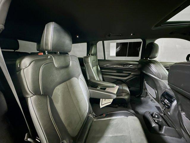2023 Jeep Grand Cherokee L Vehicle Photo in Doylsetown, PA 18901