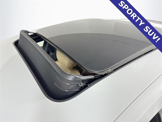 2022 Porsche Macan Vehicle Photo in Puyallup, WA 98371