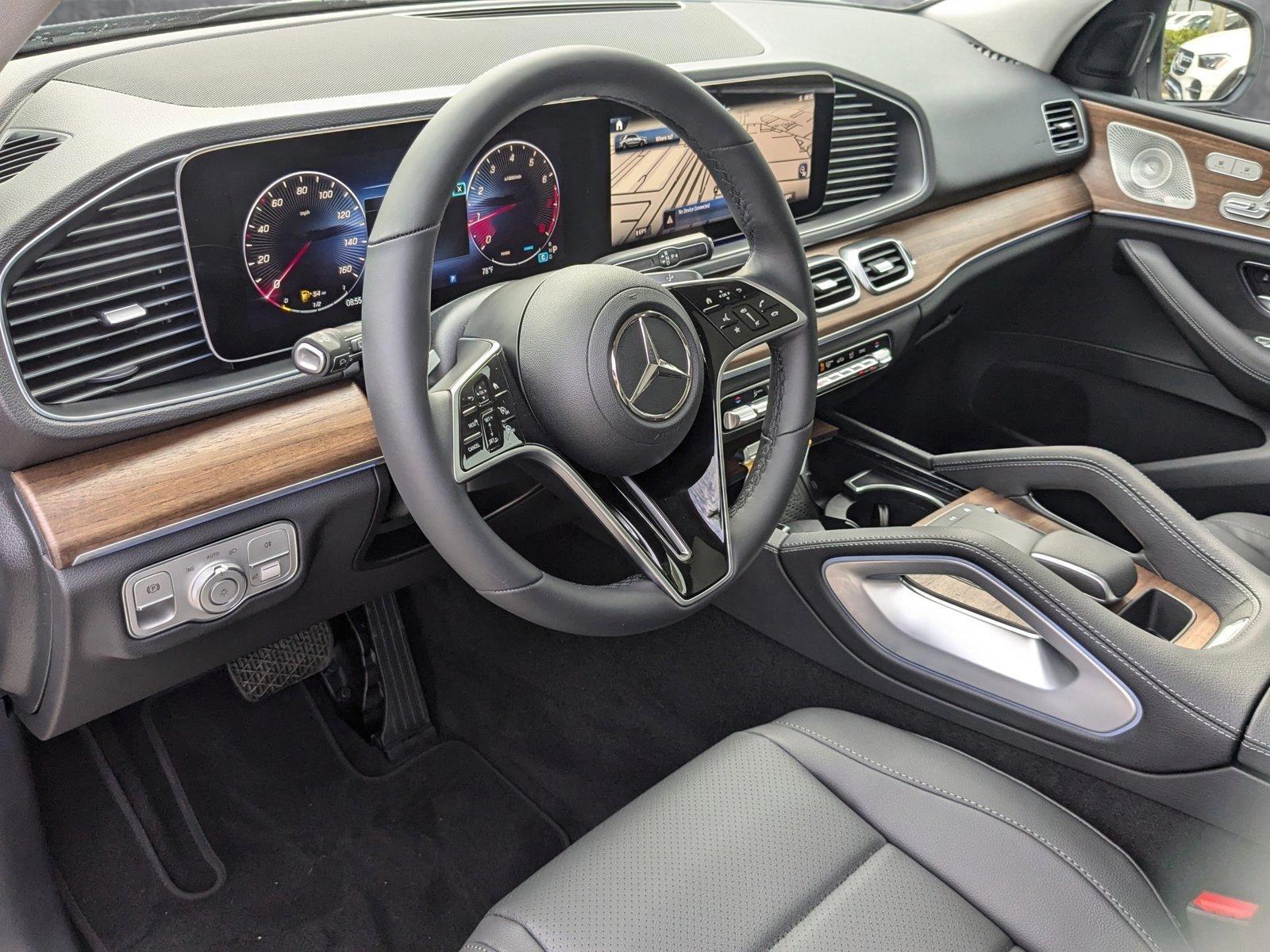2025 Mercedes-Benz GLE Vehicle Photo in Miami, FL 33169