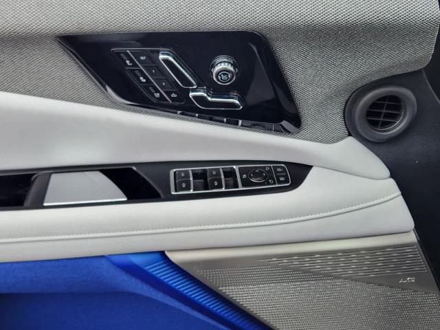 2025 Cadillac OPTIQ Vehicle Photo in HOUSTON, TX 77079