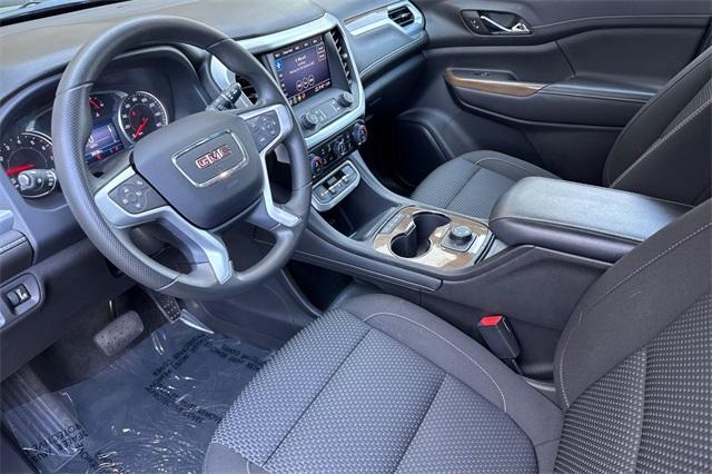 2023 GMC Acadia Vehicle Photo in ELK GROVE, CA 95757-8703