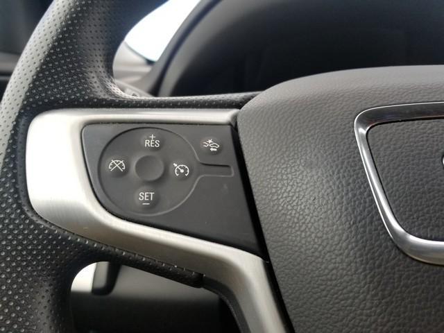 2022 GMC Terrain Vehicle Photo in ELYRIA, OH 44035-6349