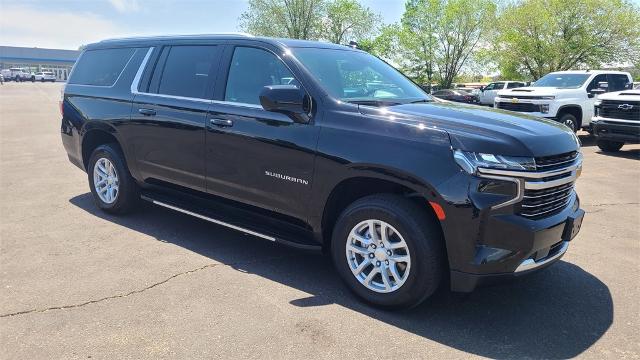 2023 Chevrolet Suburban Vehicle Photo in FLAGSTAFF, AZ 86001-6214