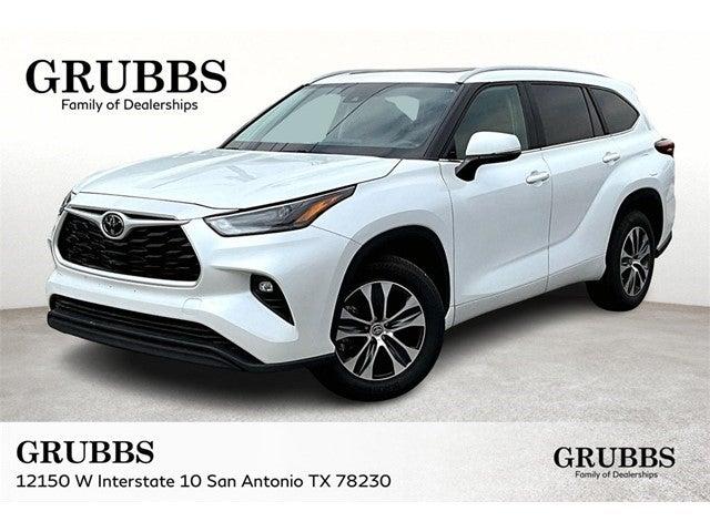 2023 Toyota Highlander Vehicle Photo in San Antonio, TX 78230