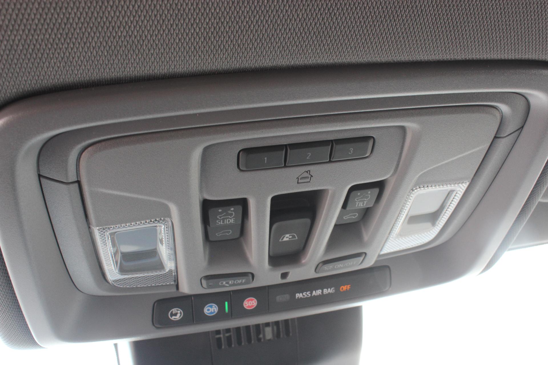 2025 GMC Sierra 1500 Vehicle Photo in AURORA, CO 80012-4011