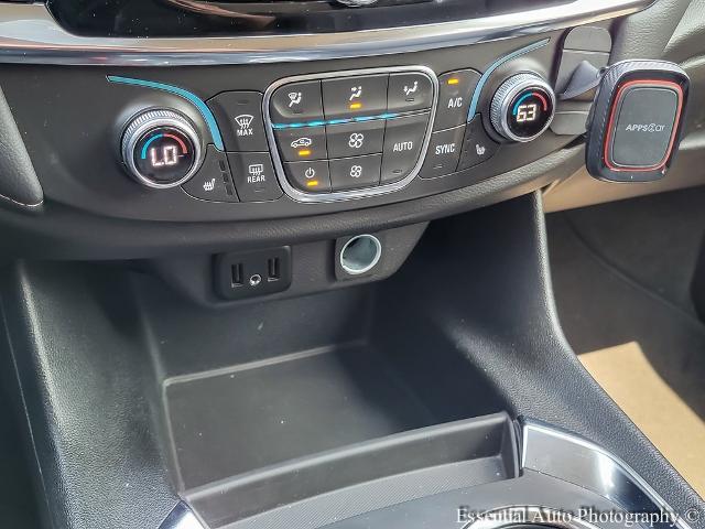 2021 Chevrolet Traverse Vehicle Photo in OAK LAWN, IL 60453-2517