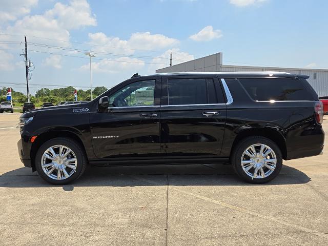 2024 Chevrolet Suburban Vehicle Photo in CROSBY, TX 77532-9157