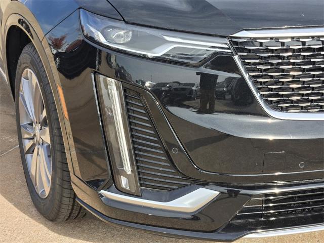 2024 Cadillac XT6 Vehicle Photo in Oklahoma City, OK 73114