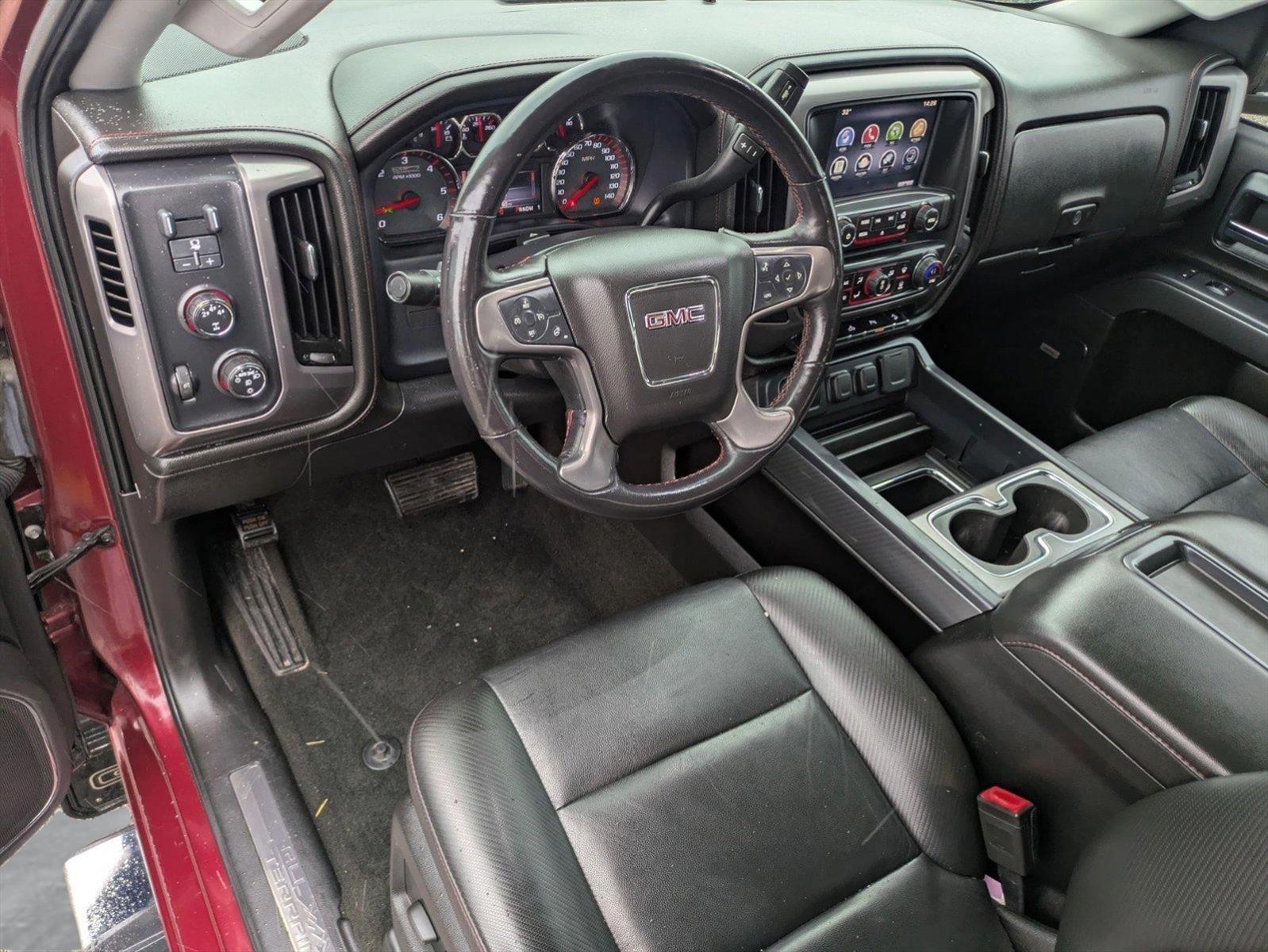 2015 GMC Sierra 2500HD available WiFi Vehicle Photo in Spokane Valley, WA 99212