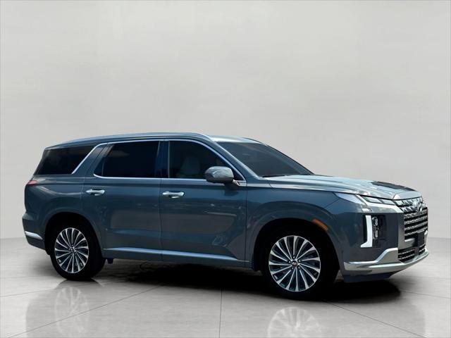 2025 Hyundai PALISADE Vehicle Photo in Green Bay, WI 54304