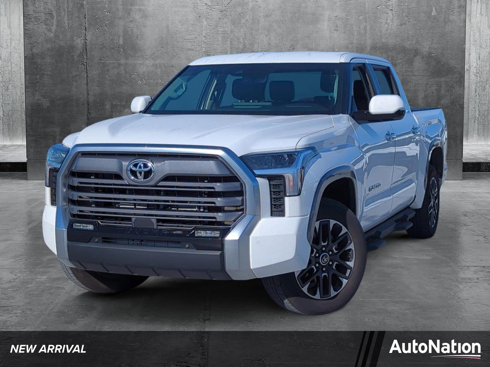 2024 Toyota Tundra 4WD Vehicle Photo in Ft. Myers, FL 33907