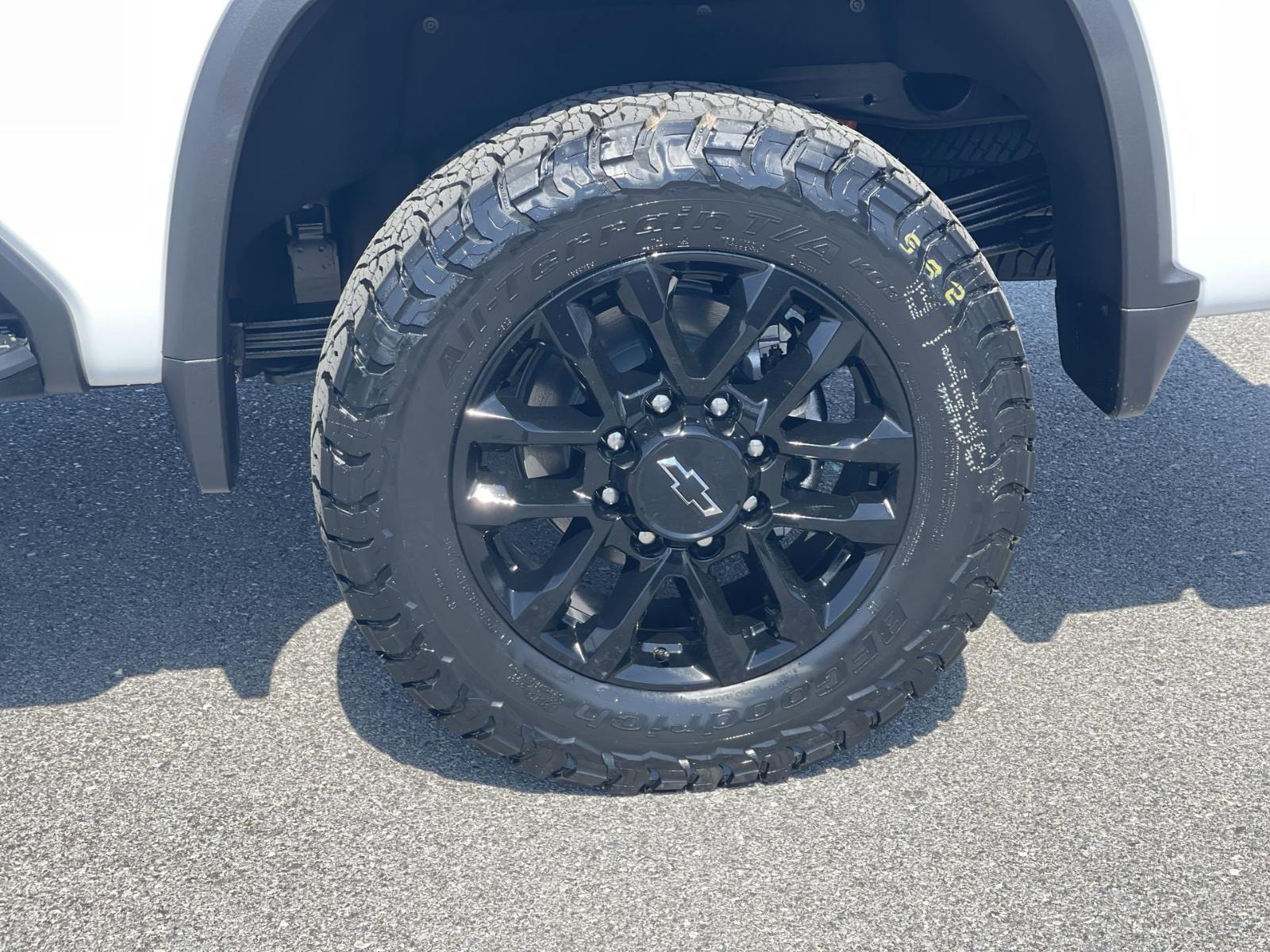 2025 Chevrolet Silverado 2500 HD Vehicle Photo in BENTONVILLE, AR 72712-4322