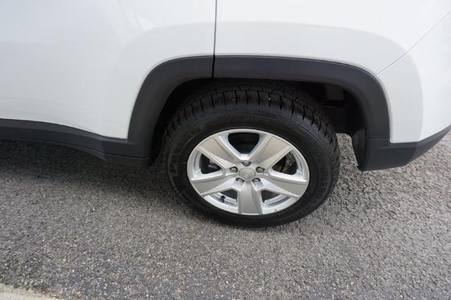 2022 Jeep Compass Vehicle Photo in FAIRMONT, WV 26554-2318
