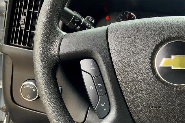 2021 Chevrolet Express Passenger 3500 Vehicle Photo in TOPEKA, KS 66609-0000