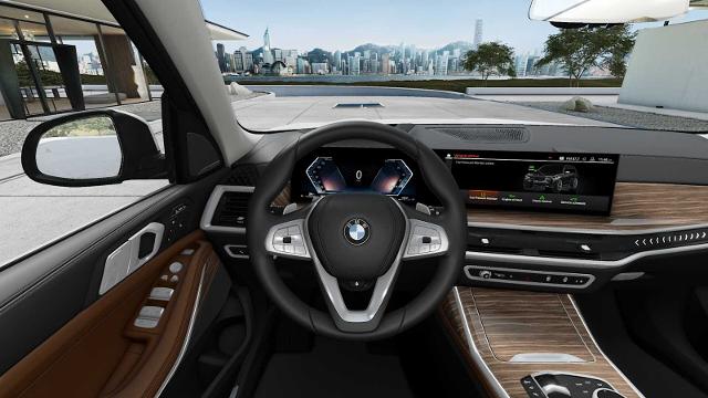 2026 BMW X7 xDrive40i Vehicle Photo in GRAPEVINE, TX 76051