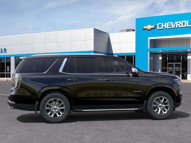 2025 Chevrolet Tahoe Vehicle Photo in MOON TOWNSHIP, PA 15108-2571