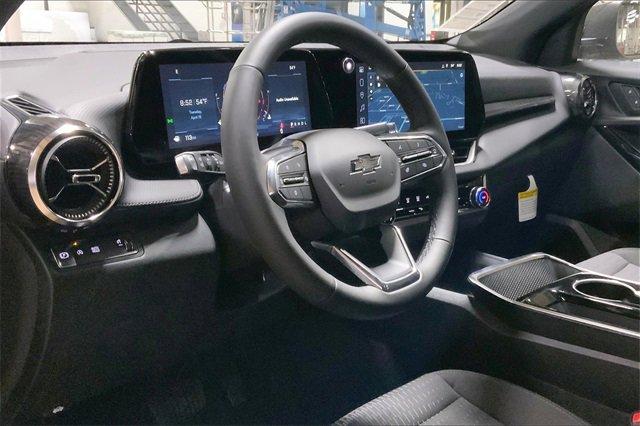 2025 Chevrolet Equinox Vehicle Photo in TOPEKA, KS 66609-0000