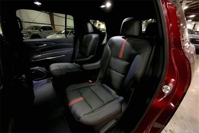 2025 Chevrolet Traverse Vehicle Photo in KANSAS CITY, MO 64114-4502