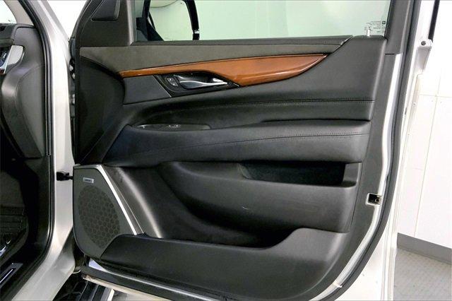 2020 Cadillac Escalade Vehicle Photo in INDEPENDENCE, MO 64055-1314