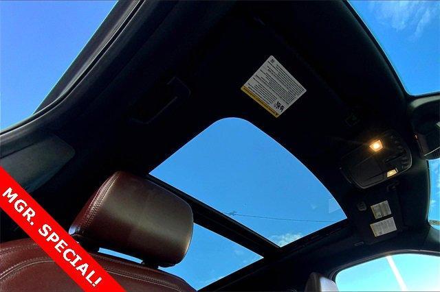2022 Ford Expedition Vehicle Photo in TOPEKA, KS 66609-0000
