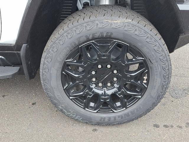 2025 GMC HUMMER EV SUV Vehicle Photo in TREVOSE, PA 19053-4984