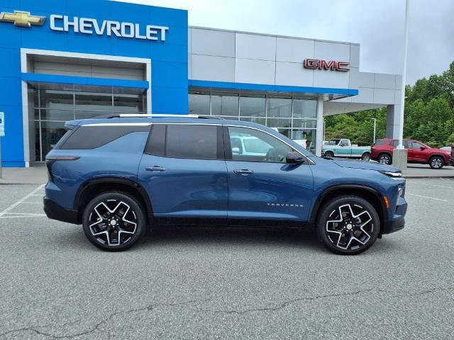 2025 Chevrolet Traverse Vehicle Photo in EMPORIA, VA 23847-1235