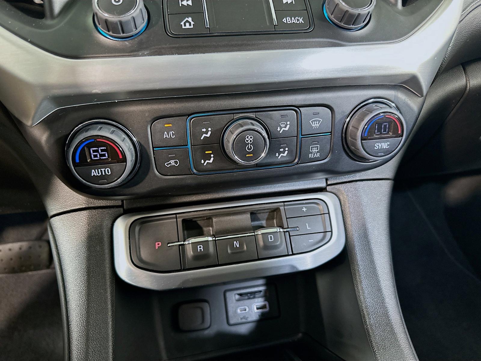 2022 GMC Acadia Vehicle Photo in Langhorne, PA 19047