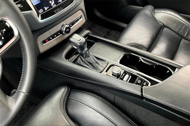 2021 Volvo XC90 Vehicle Photo in Grapevine, TX 76051